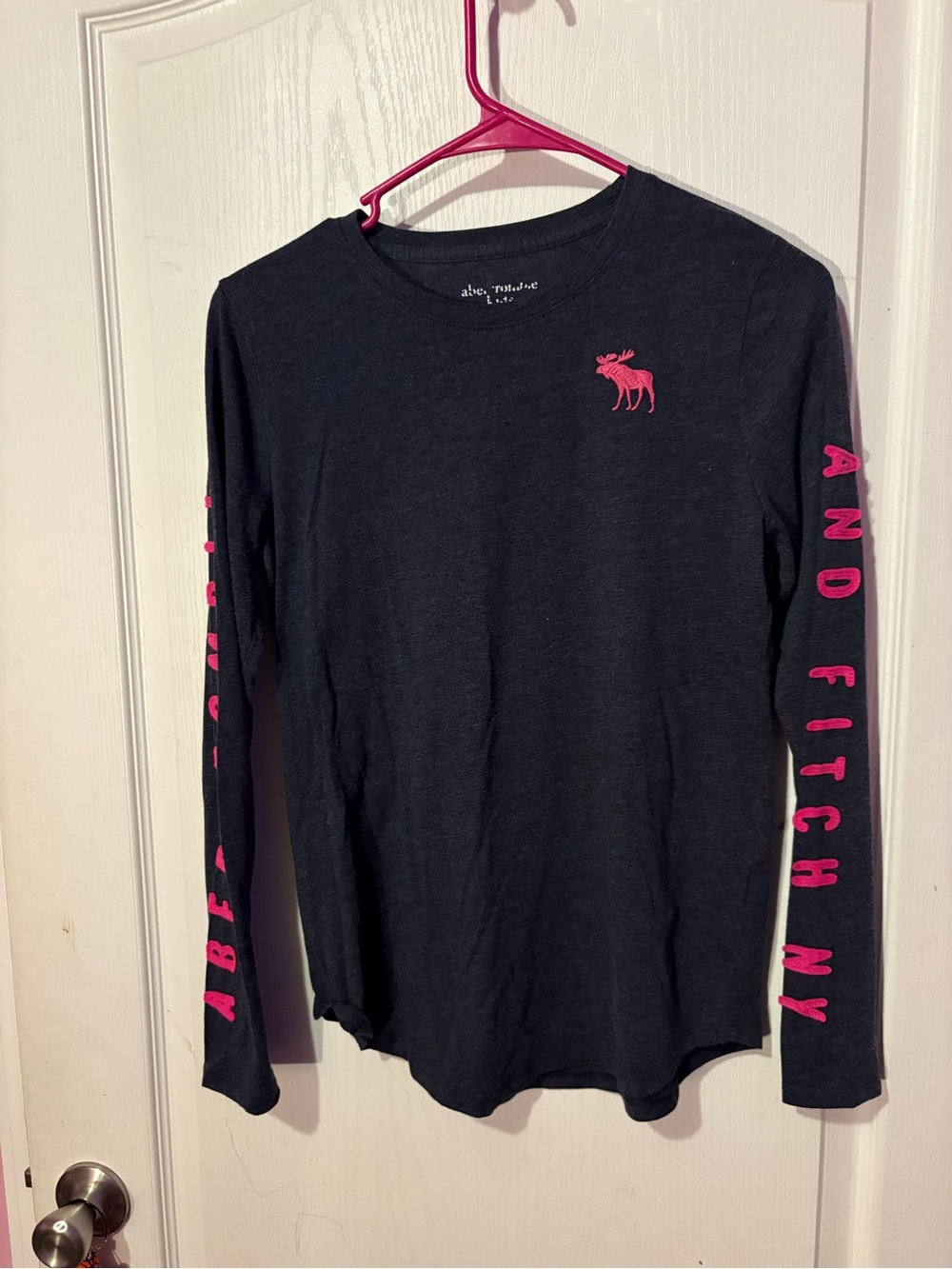 abercrombie kids Black Tee with Pink Moose Accent